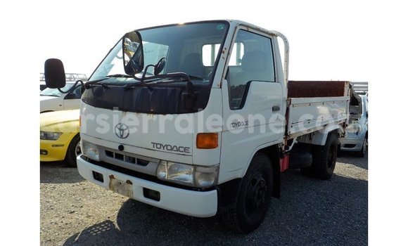 Buy Import Toyota Dyna White Car in Import - Dubai in Kailahun Buy Import Toyota Dyna White Car in Import - Dubai in Kailahun