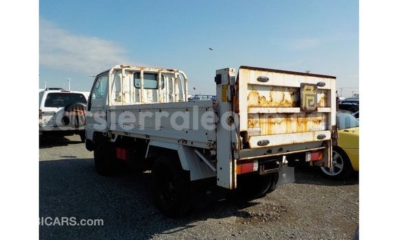 Buy Import Toyota Dyna White Car in Import - Dubai in Kailahun Buy Import Toyota Dyna White Car in Import - Dubai in Kailahun