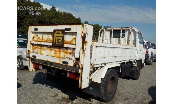 Buy Import Toyota Dyna White Car in Import - Dubai in Kailahun Buy Import Toyota Dyna White Car in Import - Dubai in Kailahun