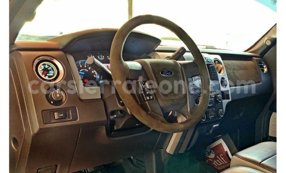 Buy Import Ford Club Wagon Red Car in Import - Dubai in Kailahun Buy Import Ford Club Wagon Red Car in Import - Dubai in Kailahun