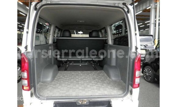 Buy Import Toyota Hiace White Car in Import - Dubai in Kailahun Buy Import Toyota Hiace White Car in Import - Dubai in Kailahun