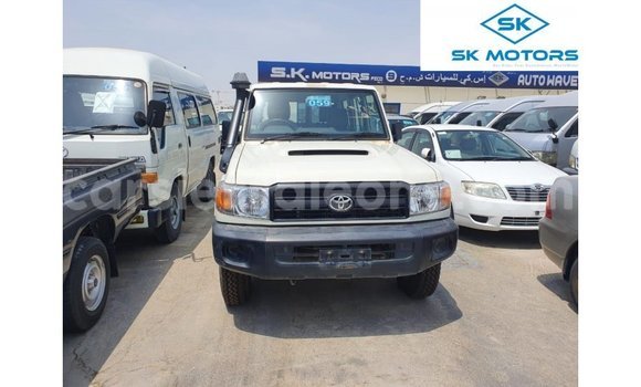Buy Import Toyota Land Cruiser White Car in Import - Dubai in Kailahun Buy Import Toyota Land Cruiser White Car in Import - Dubai in Kailahun