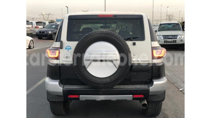 Big with watermark toyota fj cruiser kailahun import dubai 6873