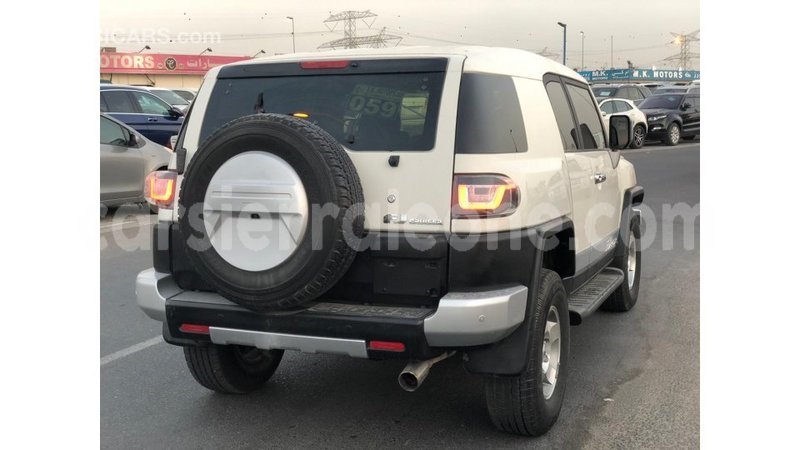 Big with watermark toyota fj cruiser kailahun import dubai 6873