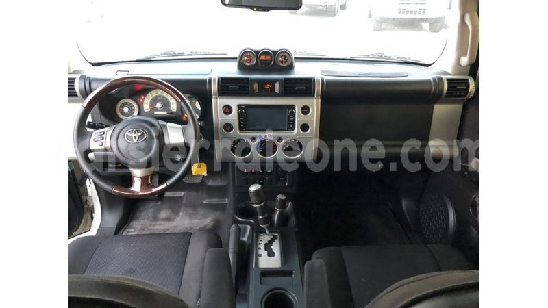 Big with watermark toyota fj cruiser kailahun import dubai 6873