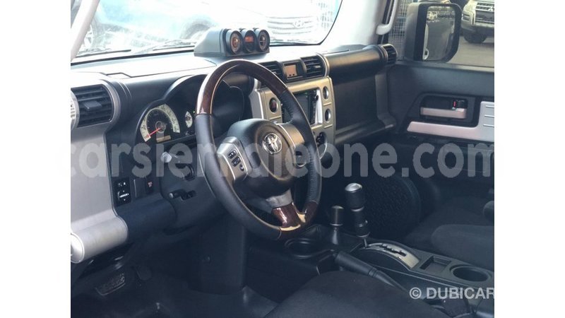 Big with watermark toyota fj cruiser kailahun import dubai 6873