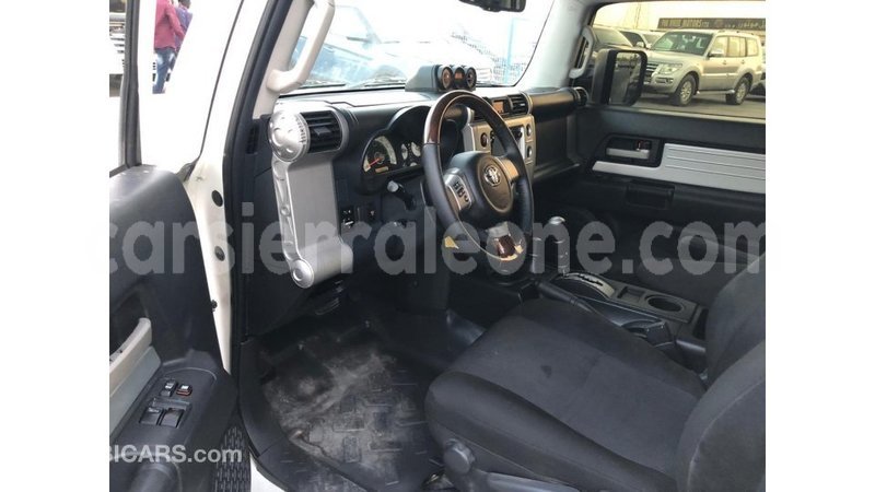 Big with watermark toyota fj cruiser kailahun import dubai 6873