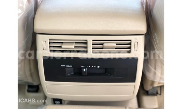Buy Import Toyota Land Cruiser White Car in Import - Dubai in Kailahun Buy Import Toyota Land Cruiser White Car in Import - Dubai in Kailahun