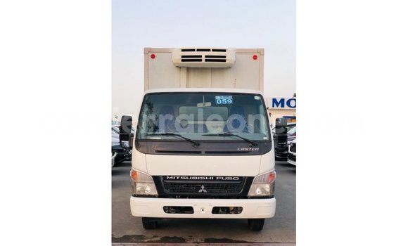 Buy Import Mitsubishi Carisma White Car in Import - Dubai in Kailahun Buy Import Mitsubishi Carisma White Car in Import - Dubai in Kailahun