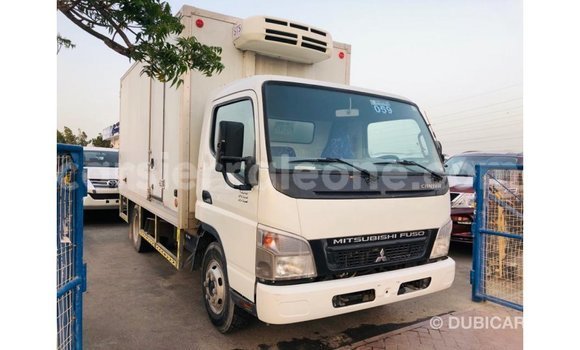 Buy Import Mitsubishi Carisma White Car in Import - Dubai in Kailahun Buy Import Mitsubishi Carisma White Car in Import - Dubai in Kailahun