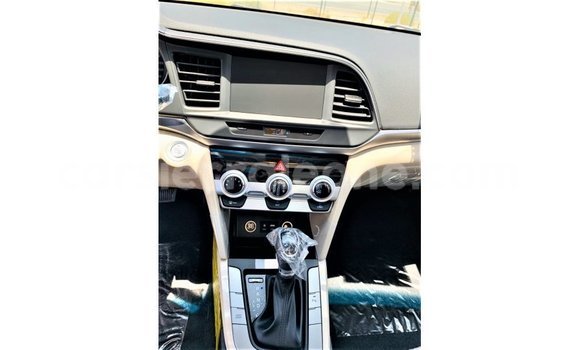 Buy Import Hyundai Elantra White Car in Import - Dubai in Kailahun Buy Import Hyundai Elantra White Car in Import - Dubai in Kailahun