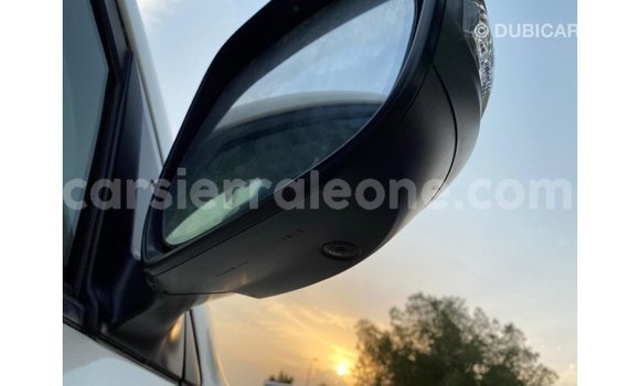 Buy Import Toyota Land Cruiser White Car in Import - Dubai in Kailahun Buy Import Toyota Land Cruiser White Car in Import - Dubai in Kailahun