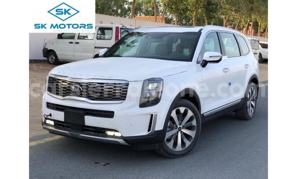 Buy Import Kia Carens White Car in Import - Dubai in Kailahun Buy Import Kia Carens White Car in Import - Dubai in Kailahun