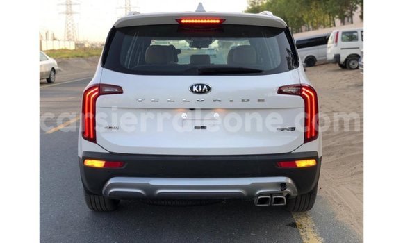 Buy Import Kia Carens White Car in Import - Dubai in Kailahun Buy Import Kia Carens White Car in Import - Dubai in Kailahun