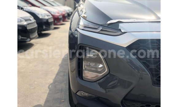 Buy Import Hyundai Santa Fe Green Car in Import - Dubai in Kailahun Buy Import Hyundai Santa Fe Green Car in Import - Dubai in Kailahun