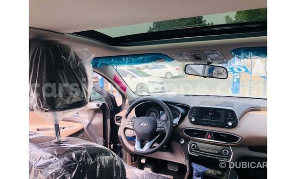 Buy Import Hyundai Santa Fe Green Car in Import - Dubai in Kailahun Buy Import Hyundai Santa Fe Green Car in Import - Dubai in Kailahun