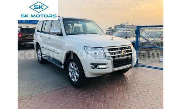 Buy Import Mitsubishi Pajero White Car in Import - Dubai in Kailahun Buy Import Mitsubishi Pajero White Car in Import - Dubai in Kailahun