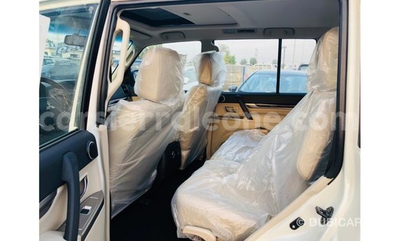 Buy Import Mitsubishi Pajero White Car in Import - Dubai in Kailahun Buy Import Mitsubishi Pajero White Car in Import - Dubai in Kailahun
