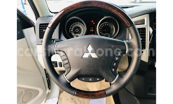 Buy Import Mitsubishi Pajero White Car in Import - Dubai in Kailahun Buy Import Mitsubishi Pajero White Car in Import - Dubai in Kailahun