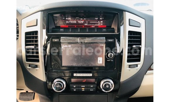 Buy Import Mitsubishi Pajero White Car in Import - Dubai in Kailahun Buy Import Mitsubishi Pajero White Car in Import - Dubai in Kailahun