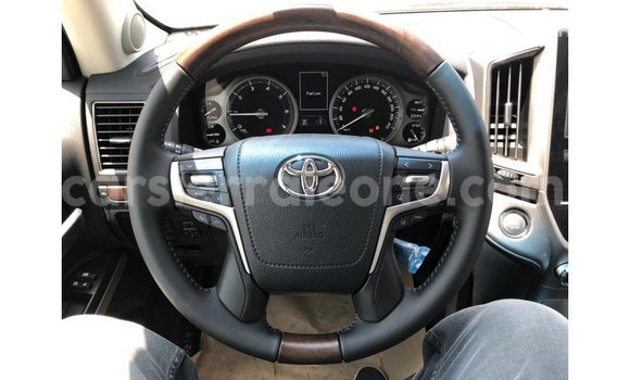Buy Import Toyota Land Cruiser Black Car in Import - Dubai in Kailahun Buy Import Toyota Land Cruiser Black Car in Import - Dubai in Kailahun