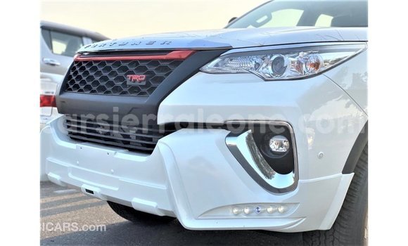 Buy Import Toyota Fortuner White Car in Import - Dubai in Kailahun Buy Import Toyota Fortuner White Car in Import - Dubai in Kailahun