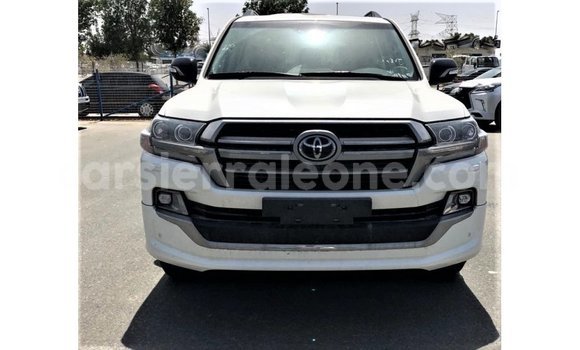 Buy Import Toyota Land Cruiser White Car in Import - Dubai in Kailahun Buy Import Toyota Land Cruiser White Car in Import - Dubai in Kailahun