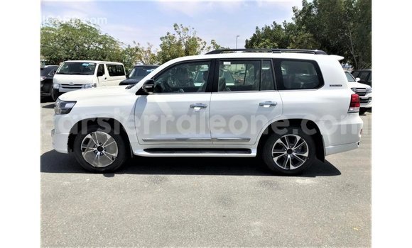 Buy Import Toyota Land Cruiser White Car in Import - Dubai in Kailahun Buy Import Toyota Land Cruiser White Car in Import - Dubai in Kailahun