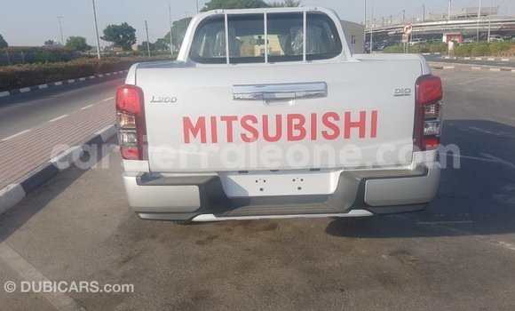 Buy Import Mitsubishi L200 White Car in Import - Dubai in Kailahun Buy Import Mitsubishi L200 White Car in Import - Dubai in Kailahun