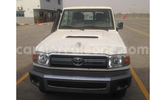 Buy Import Toyota Land Cruiser White Car in Import - Dubai in Kailahun Buy Import Toyota Land Cruiser White Car in Import - Dubai in Kailahun