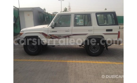 Buy Import Toyota Land Cruiser White Car in Import - Dubai in Kailahun Buy Import Toyota Land Cruiser White Car in Import - Dubai in Kailahun