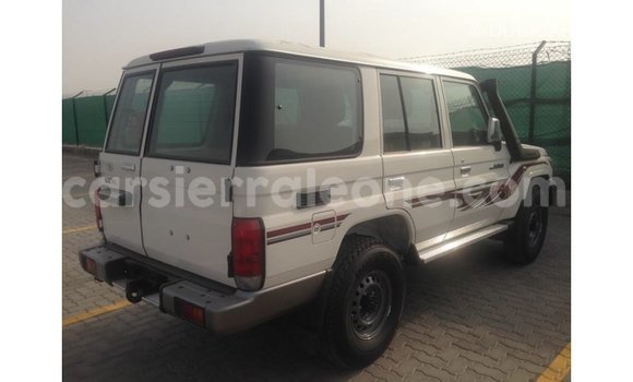 Buy Import Toyota Land Cruiser White Car in Import - Dubai in Kailahun Buy Import Toyota Land Cruiser White Car in Import - Dubai in Kailahun