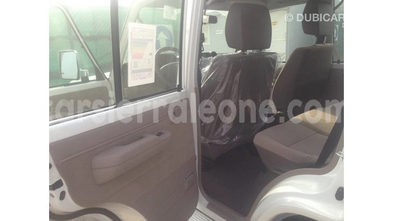 Big with watermark toyota land cruiser kailahun import dubai 6908