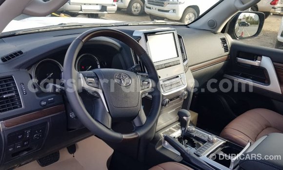 Buy Import Toyota Land Cruiser Black Car in Import - Dubai in Kailahun Buy Import Toyota Land Cruiser Black Car in Import - Dubai in Kailahun