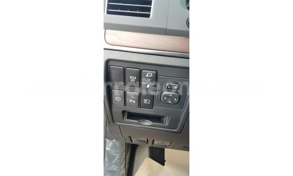 Buy Import Toyota Land Cruiser Black Car in Import - Dubai in Kailahun Buy Import Toyota Land Cruiser Black Car in Import - Dubai in Kailahun