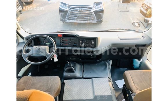 Buy Import Toyota Coaster White Car in Import - Dubai in Kailahun Buy Import Toyota Coaster White Car in Import - Dubai in Kailahun
