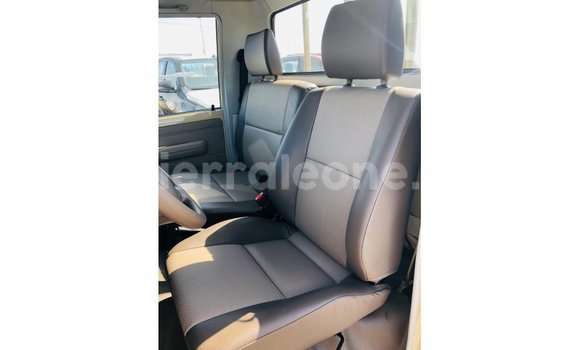 Buy Import Toyota Land Cruiser Beige Car in Import - Dubai in Kailahun Buy Import Toyota Land Cruiser Beige Car in Import - Dubai in Kailahun