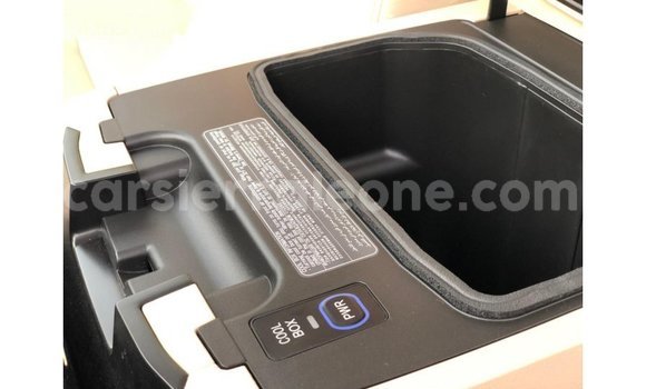 Buy Import Toyota Land Cruiser Black Car in Import - Dubai in Kailahun Buy Import Toyota Land Cruiser Black Car in Import - Dubai in Kailahun