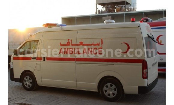 Buy Import Toyota Hiace White Car in Import - Dubai in Kailahun Buy Import Toyota Hiace White Car in Import - Dubai in Kailahun