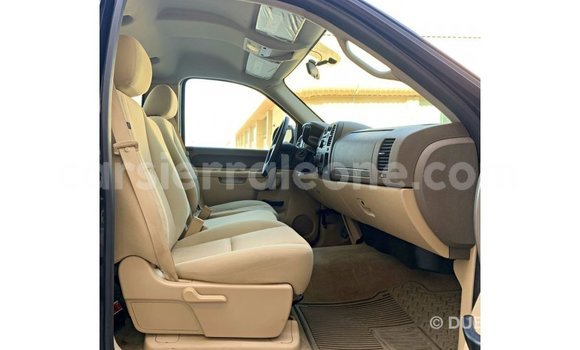 Buy Import Chevrolet Silverado Black Car in Import - Dubai in Kailahun Buy Import Chevrolet Silverado Black Car in Import - Dubai in Kailahun