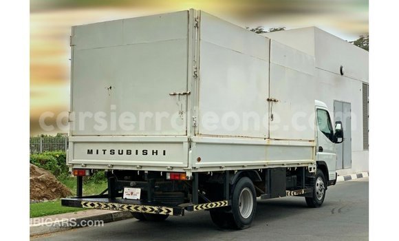 Buy Import Mitsubishi Carisma White Car in Import - Dubai in Kailahun Buy Import Mitsubishi Carisma White Car in Import - Dubai in Kailahun