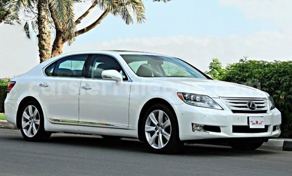 Buy Import Lexus LS White Car in Import - Dubai in Kailahun