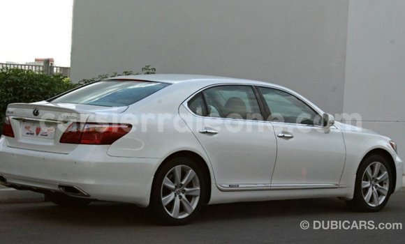 Buy Import Lexus LS White Car in Import - Dubai in Kailahun Buy Import Lexus LS White Car in Import - Dubai in Kailahun