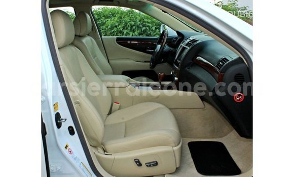 Buy Import Lexus LS White Car in Import - Dubai in Kailahun Buy Import Lexus LS White Car in Import - Dubai in Kailahun