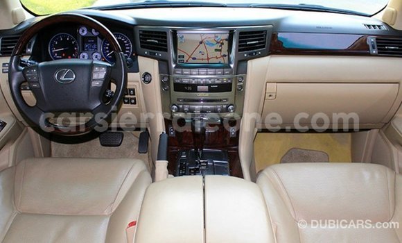Buy Import Lexus LX White Car in Import - Dubai in Kailahun Buy Import Lexus LX White Car in Import - Dubai in Kailahun