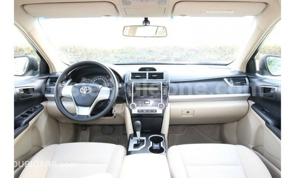 Buy Import Toyota Camry White Car in Import - Dubai in Kailahun Buy Import Toyota Camry White Car in Import - Dubai in Kailahun