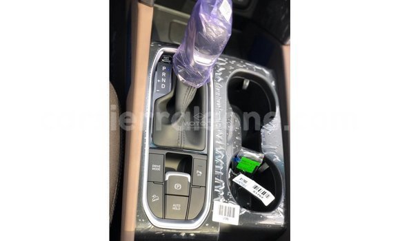 Acheter Import Voiture Hyundai Santa Fe Rouge à Import - Dubai, Kailahun Acheter Import Voiture Hyundai Santa Fe Rouge à Import - Dubai, Kailahun