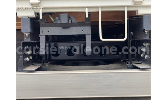 Buy Import Isuzu Rodeo White Car in Import - Dubai in Kailahun Buy Import Isuzu Rodeo White Car in Import - Dubai in Kailahun