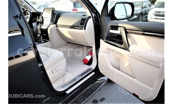 Buy Import Toyota Land Cruiser Black Car in Import - Dubai in Kailahun Buy Import Toyota Land Cruiser Black Car in Import - Dubai in Kailahun