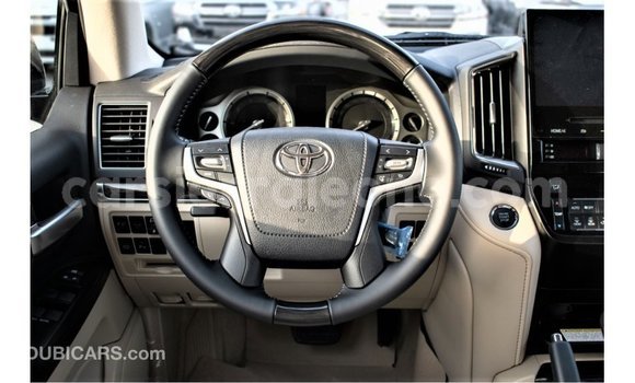 Buy Import Toyota Land Cruiser Black Car in Import - Dubai in Kailahun Buy Import Toyota Land Cruiser Black Car in Import - Dubai in Kailahun